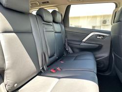 Mitsubishi Pajero Sport Exceed