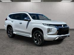 Mitsubishi Pajero Sport Exceed