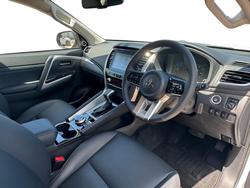 2025 Mitsubishi Pajero Sport Exceed