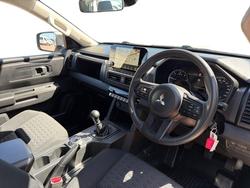 2025 Mitsubishi Triton GLX