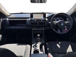 2025 Mitsubishi Triton GLX