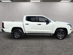 2025 Mitsubishi Triton GLS