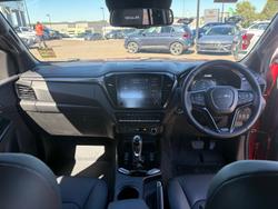 2025 Isuzu D-MAX BLADE