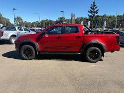 2025 Isuzu D-MAX BLADE