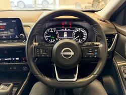 2024 Nissan X-TRAIL ST-L