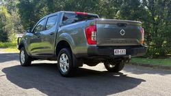 2022 Nissan Navara SL