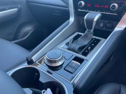 2000 Mitsubishi Pajero Sport