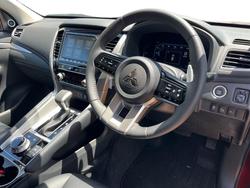 2000 Mitsubishi Pajero Sport