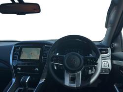 2000 Mitsubishi Pajero Sport