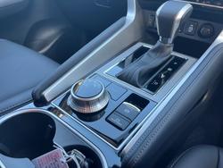 2000 Mitsubishi Pajero Sport