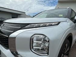 2000 Mitsubishi Outlander