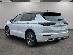 2025 Mitsubishi Outlander
