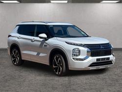2025 Mitsubishi Outlander PHEV Exceed