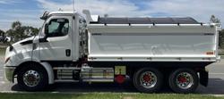 2024 Freightliner Cascadia 116 Tipper White