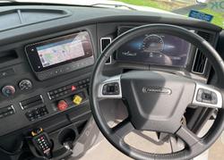 2024 Freightliner Cascadia 116 Tipper White