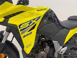 2024 Suzuki 2024 Suzuki 250CC V-STROM 250SX (DS250RLM4) Yellow
