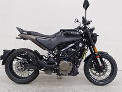 Husqvarna Svartpilen 401