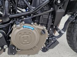 2024 HUSQVARNA SVARTPILEN 401 Black