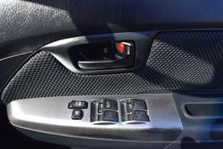 2014 Toyota Hilux SR5
