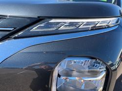 2025 Mitsubishi Outlander