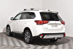 2020 Mitsubishi Outlander LS