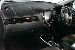 2020 Mitsubishi Outlander LS