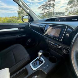 2019 Toyota Hilux SR5
