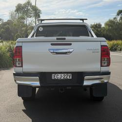 2019 Toyota Hilux SR5