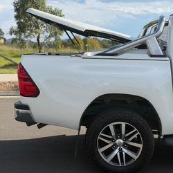 2019 Toyota Hilux SR5