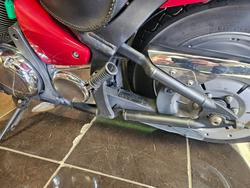 2010 Kawasaki VULCAN 900 (VN900) CLASSIC RED