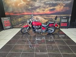 2010 Kawasaki VULCAN 900 (VN900) CLASSIC RED