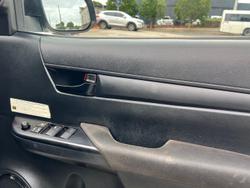 2021 Toyota Hilux SR