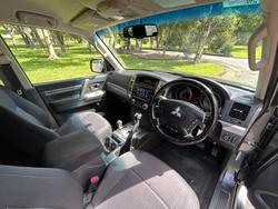 2016 Mitsubishi Pajero GLX