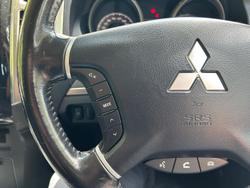 2016 Mitsubishi Pajero GLX