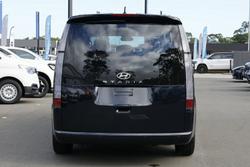 2023 Hyundai STARIA Elite