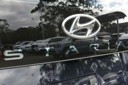 2023 Hyundai STARIA Elite