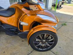 2015 BRP SPYDER RT Orange