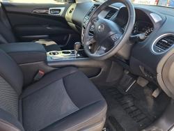 2017 Nissan Pathfinder ST