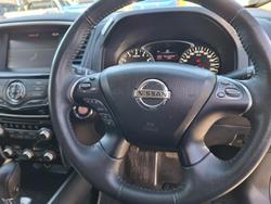 2017 Nissan Pathfinder ST