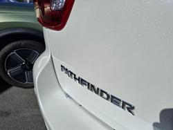 2017 Nissan Pathfinder ST