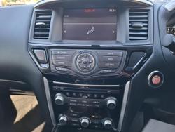 2017 Nissan Pathfinder ST