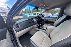 2019 Kia Carnival Platinum