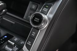 2025 Toyota Landcruiser VX