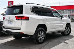 2025 Toyota Landcruiser VX