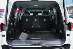 2025 Toyota Landcruiser VX