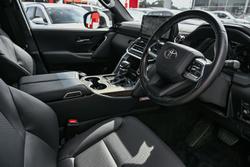 2025 Toyota Landcruiser VX