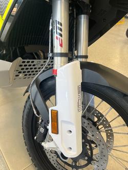 2025 HUSQVARNA NORDEN 901 EXPEDITION Storm Grey