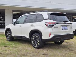 2025 Subaru Forester Hybrid S6 MY26 AWD Crystal White