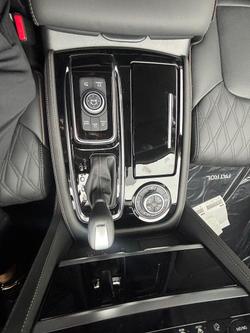 2026 Nissan Patrol Warrior Y62 MY26 4X4 Dual Range Black Obsidian