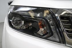 2019 Nissan Navara SL